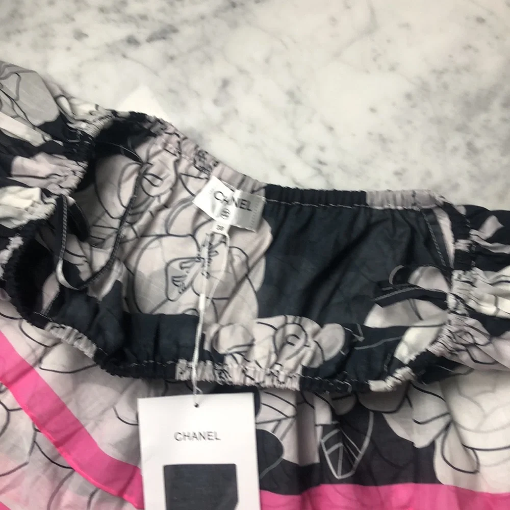 CHANEL Floral Off-Shoulder Crop Top cotton Size 38 - Picture 16 of 16